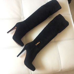 Prada Black Suede Boots⚡️